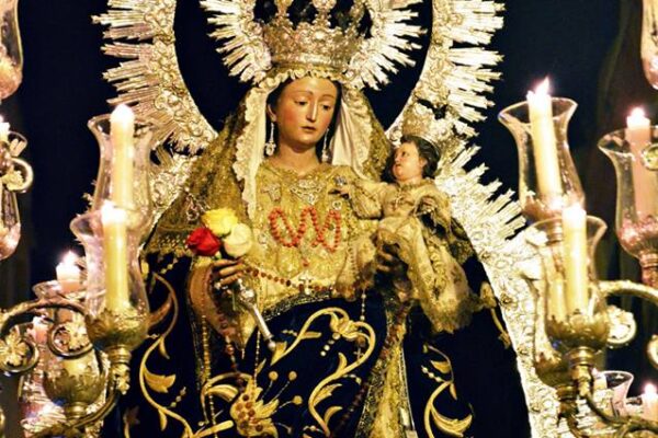 Virgen del Rosario Paso